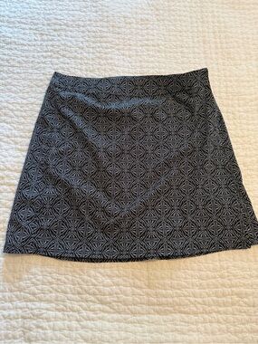 Ripskirt Hawaii Black and White Geometric wrap skirt - length 2